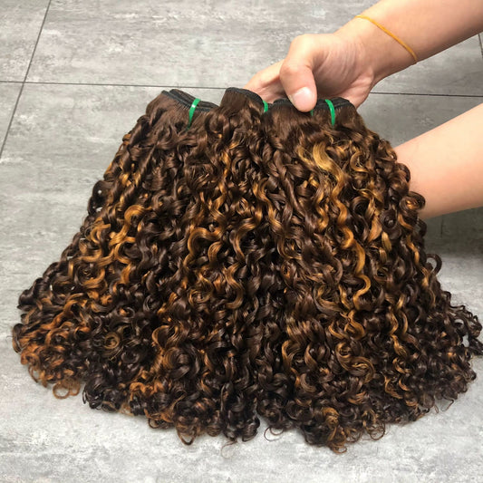 Curly Iluminado 4/30 - Vietnamita
